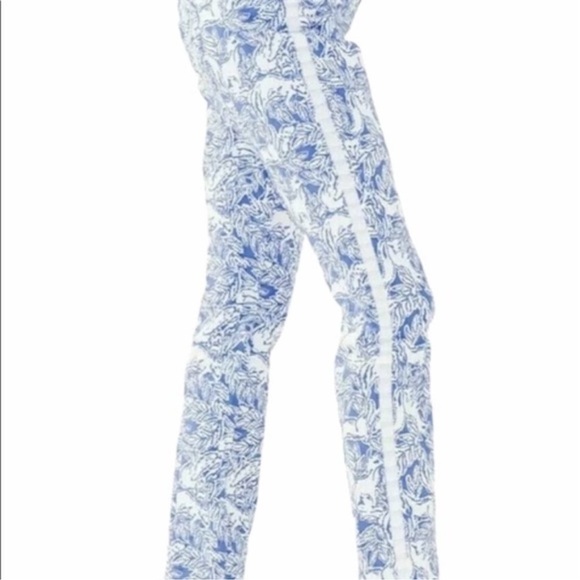 NWT Lilly Pulitzer Kelly Skinny Ankle Pant in Coastal Blue, Fancy Feet, Size 00 - Picture 3 of 5